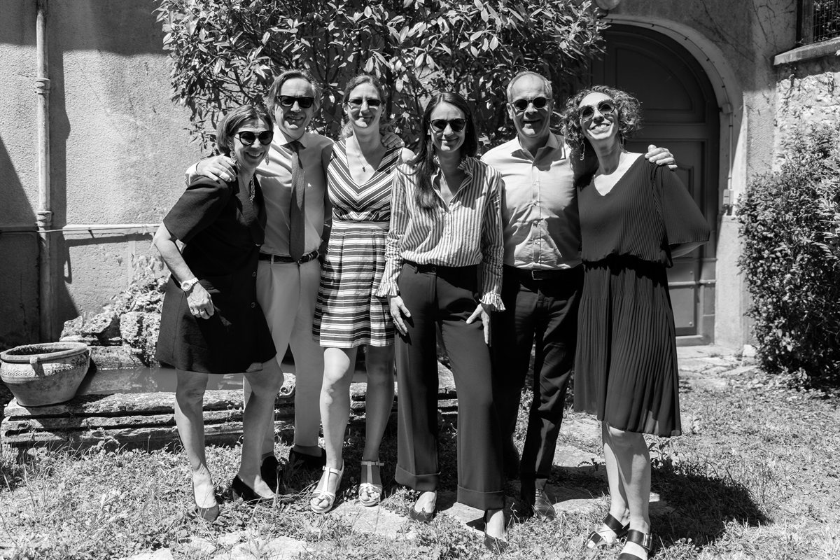Équipe avec lunettes de soleil Laroche & Associés